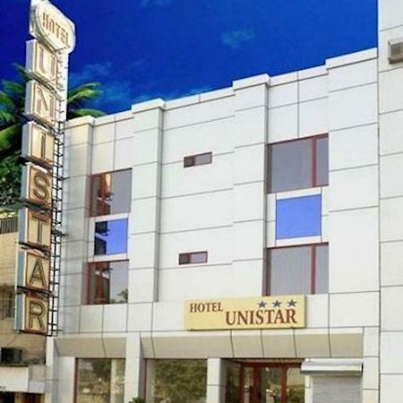 Hotel Unistar New Delhi Exterior photo
