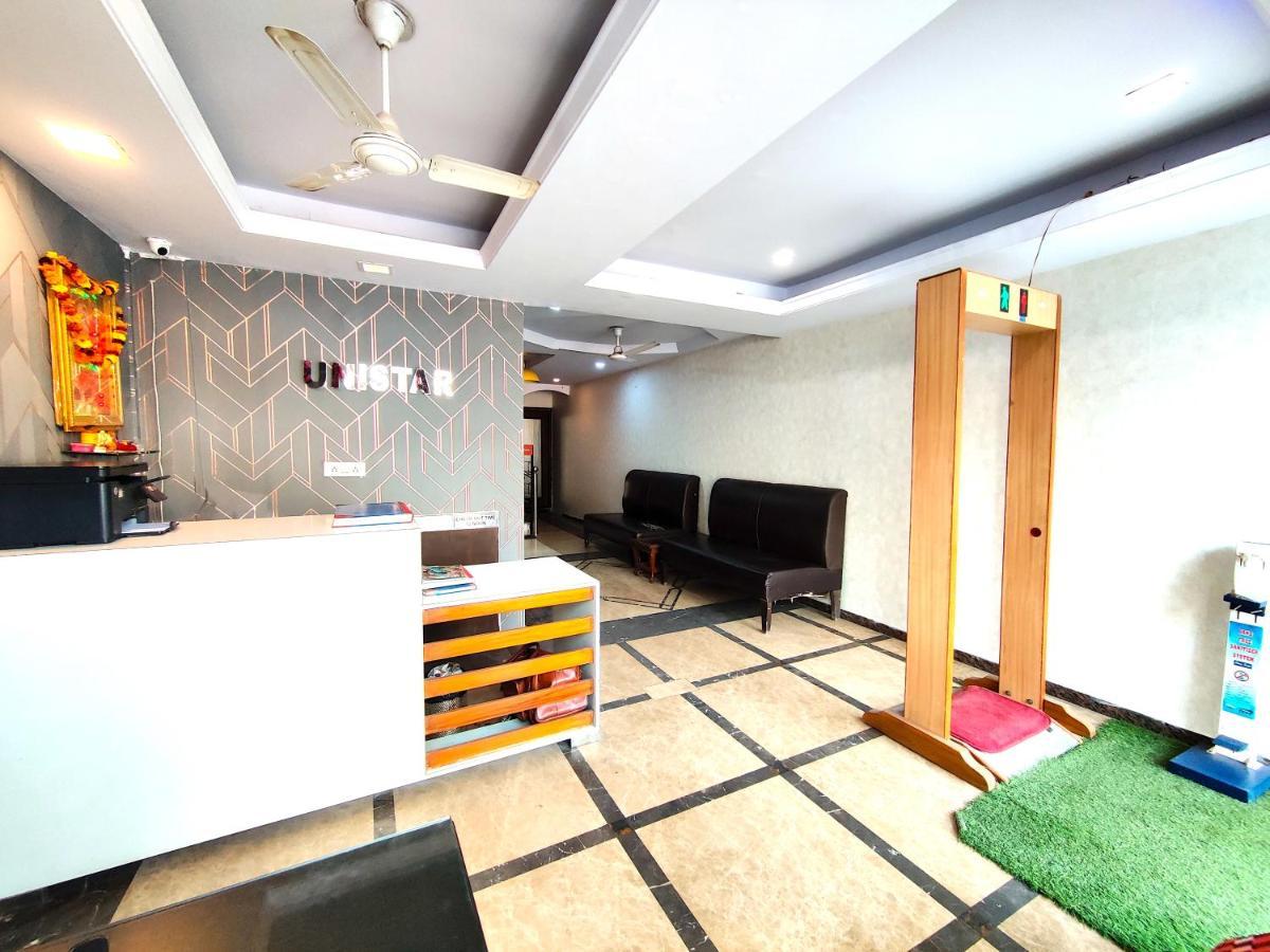 Hotel Unistar New Delhi Exterior photo